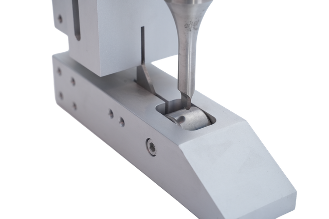 ポータブル超音波切断およびシーリングマシン